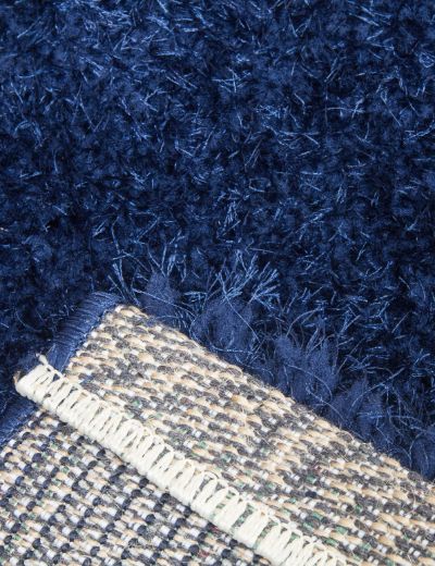 Plush Shaggy - Navy