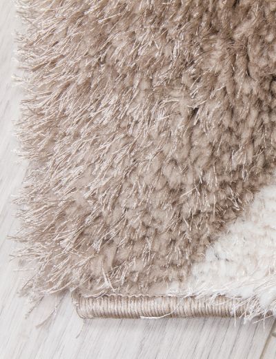 Luxus Cascade Beige Rug by Denis McGinley – Best in Ireland for Timeless Elegance