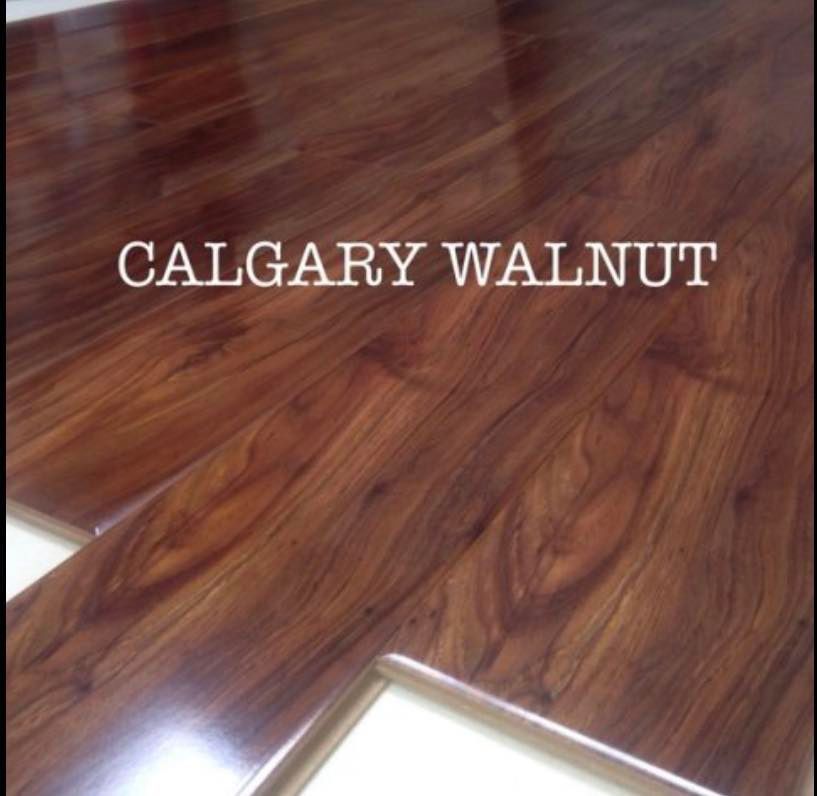 High Gloss Laminated Flooring